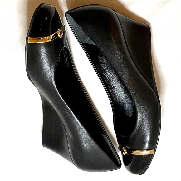 Tory Burch Pacey Cap-Toe Wedge Pump, Black - Picture 5 of 7